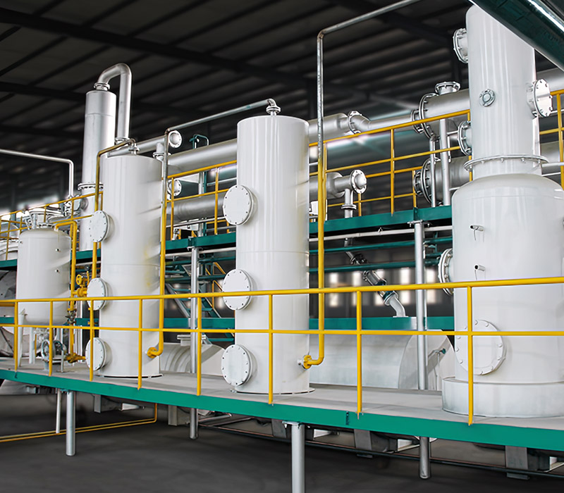 Usine de distillation atmosphérique pour l'huile de pyrolyse